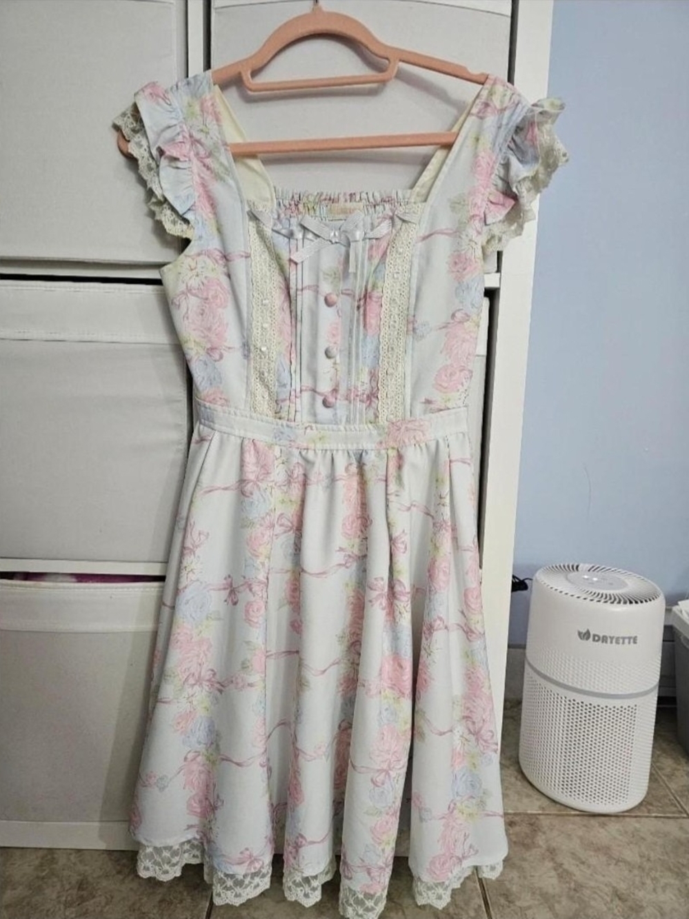 LIZ LISA Pastel Floral Mini Dress - Pink & Cream
